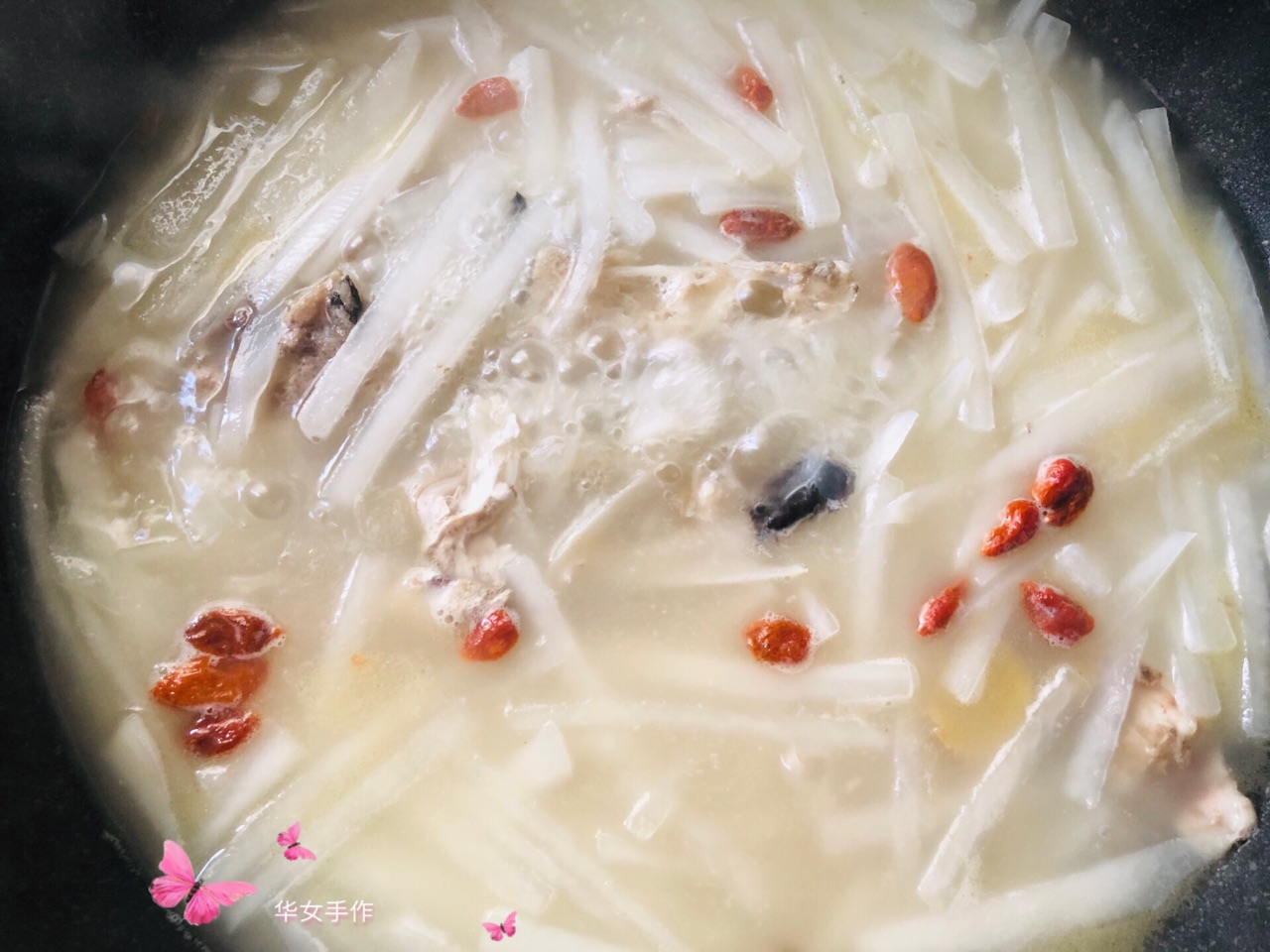 冬日暖食～鱼头萝卜汤