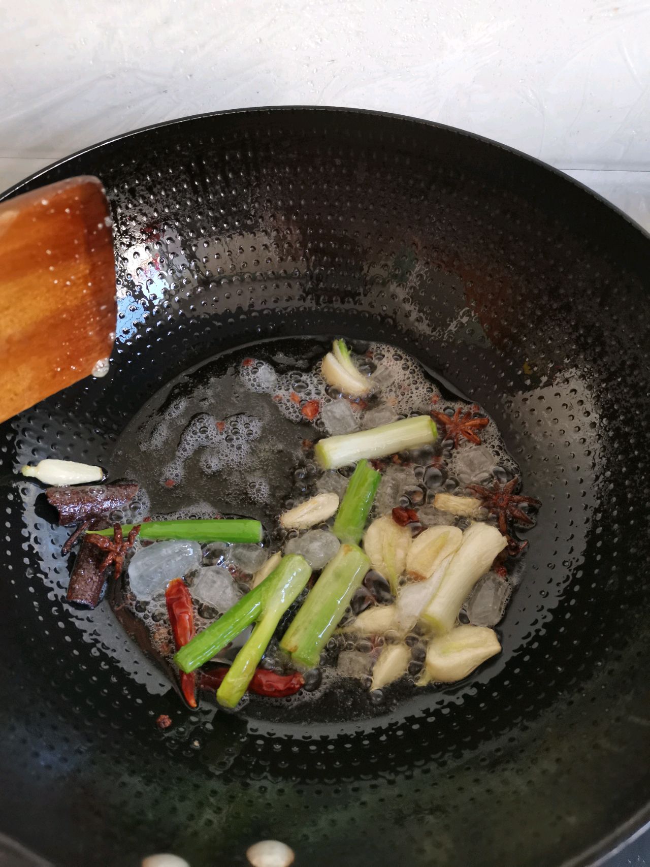冬日暖胃菜——牛腩炖萝卜