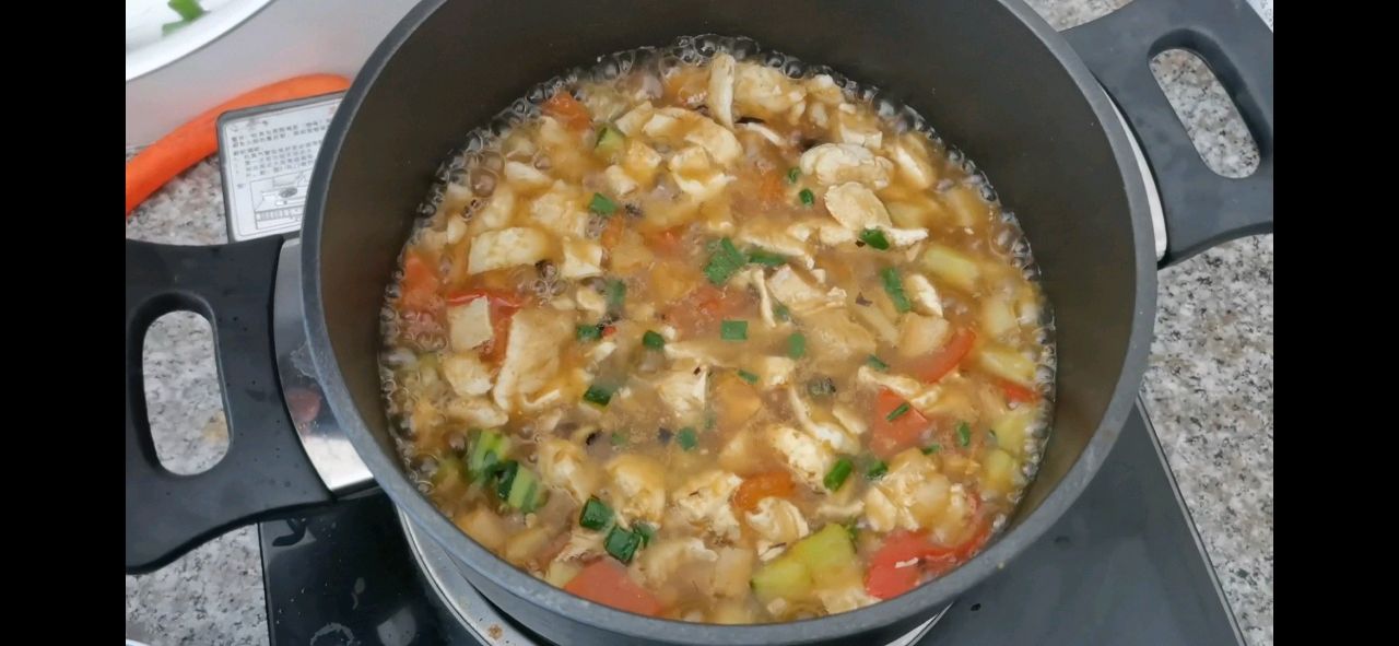 冬日·鲜蔬鸡蛋疙瘩汤