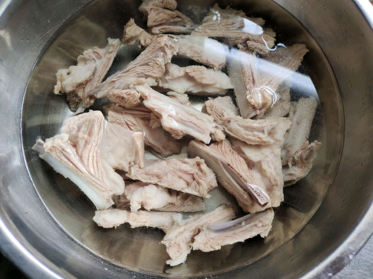 冬日滋补佳品:羊排山药胡萝卜汤