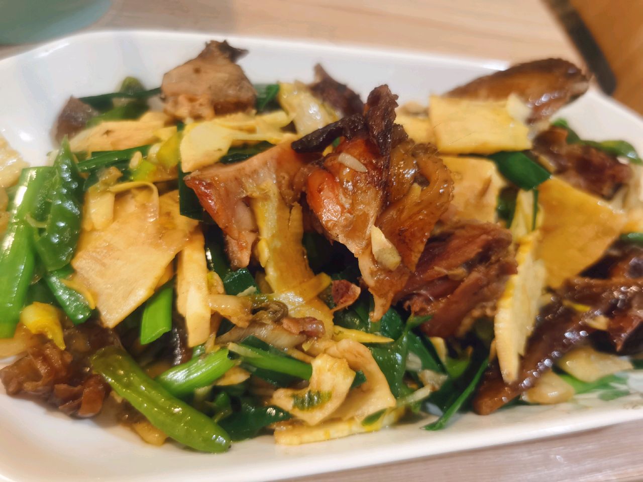 冬笋炒腊鸡