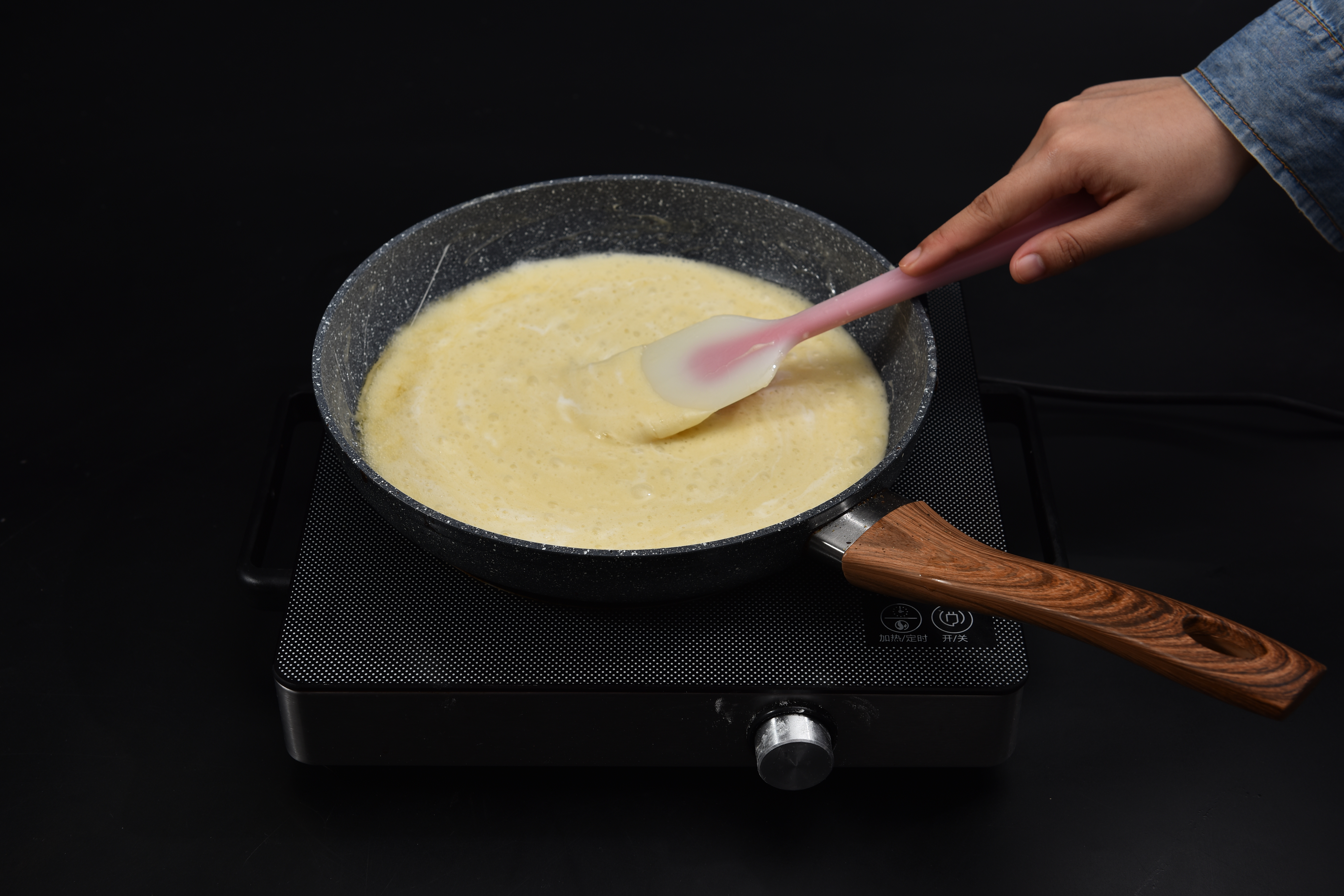 冬天必做的零食 | 草莓干雪花酥,厨房新手入