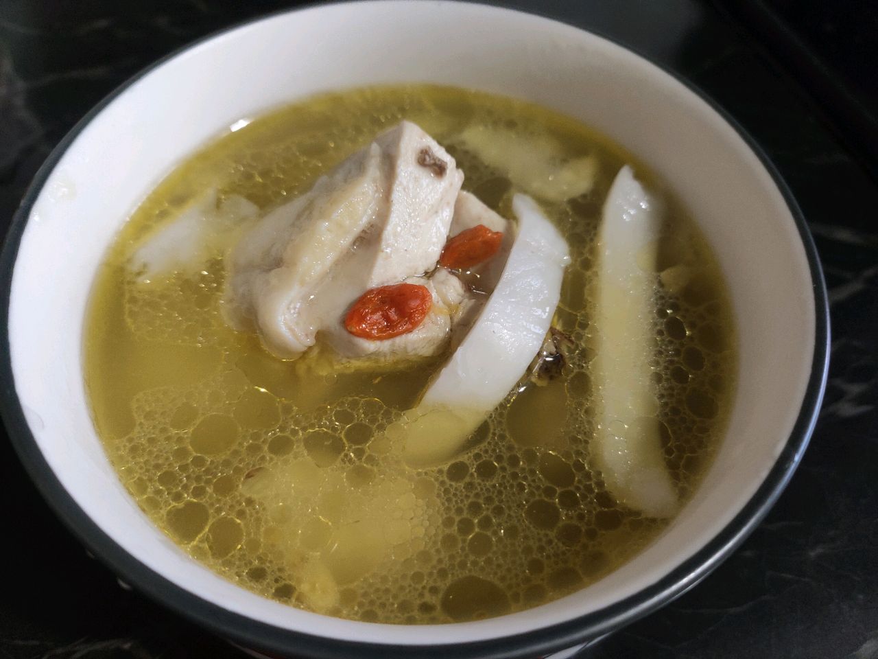 冬天里的椰子鸡