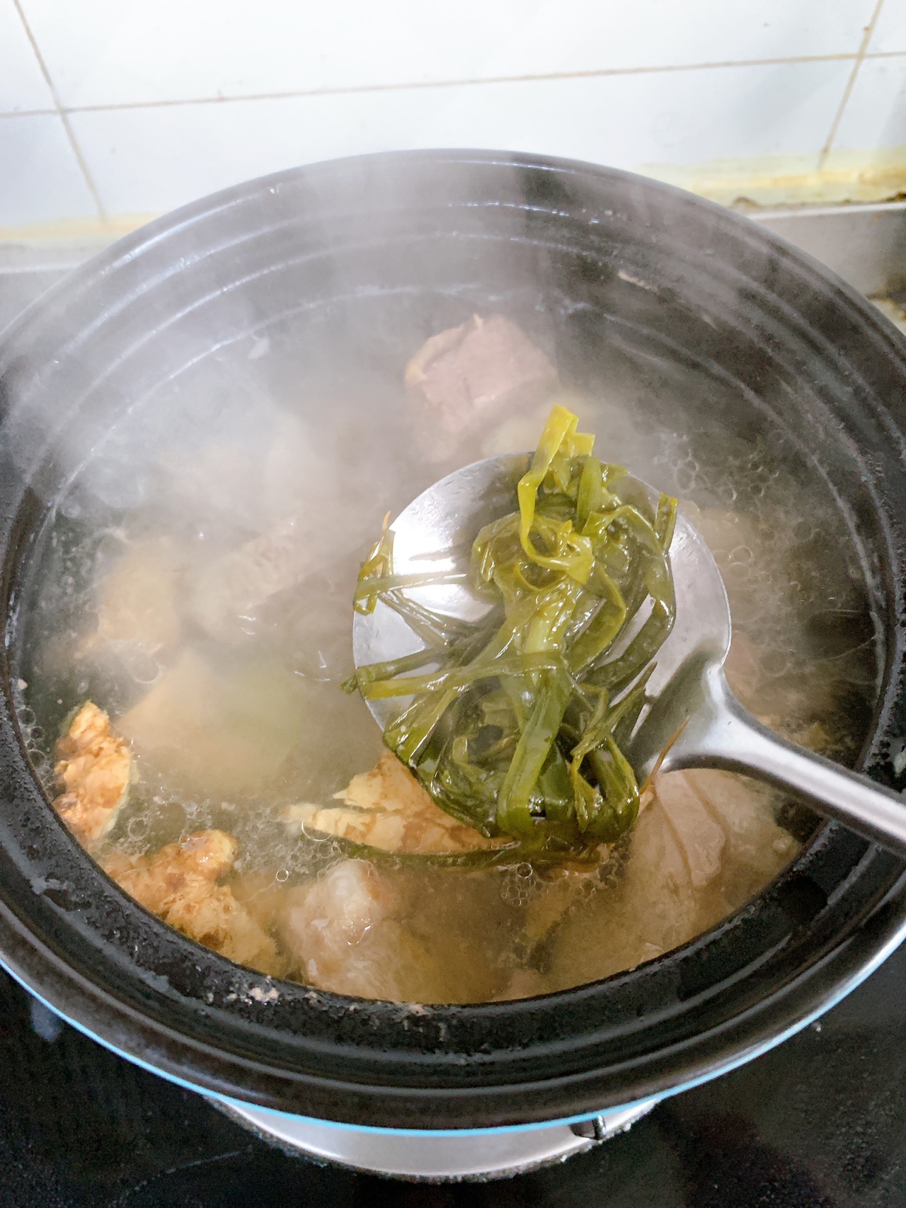 冬天御寒暖胃清鲜羊肉汤