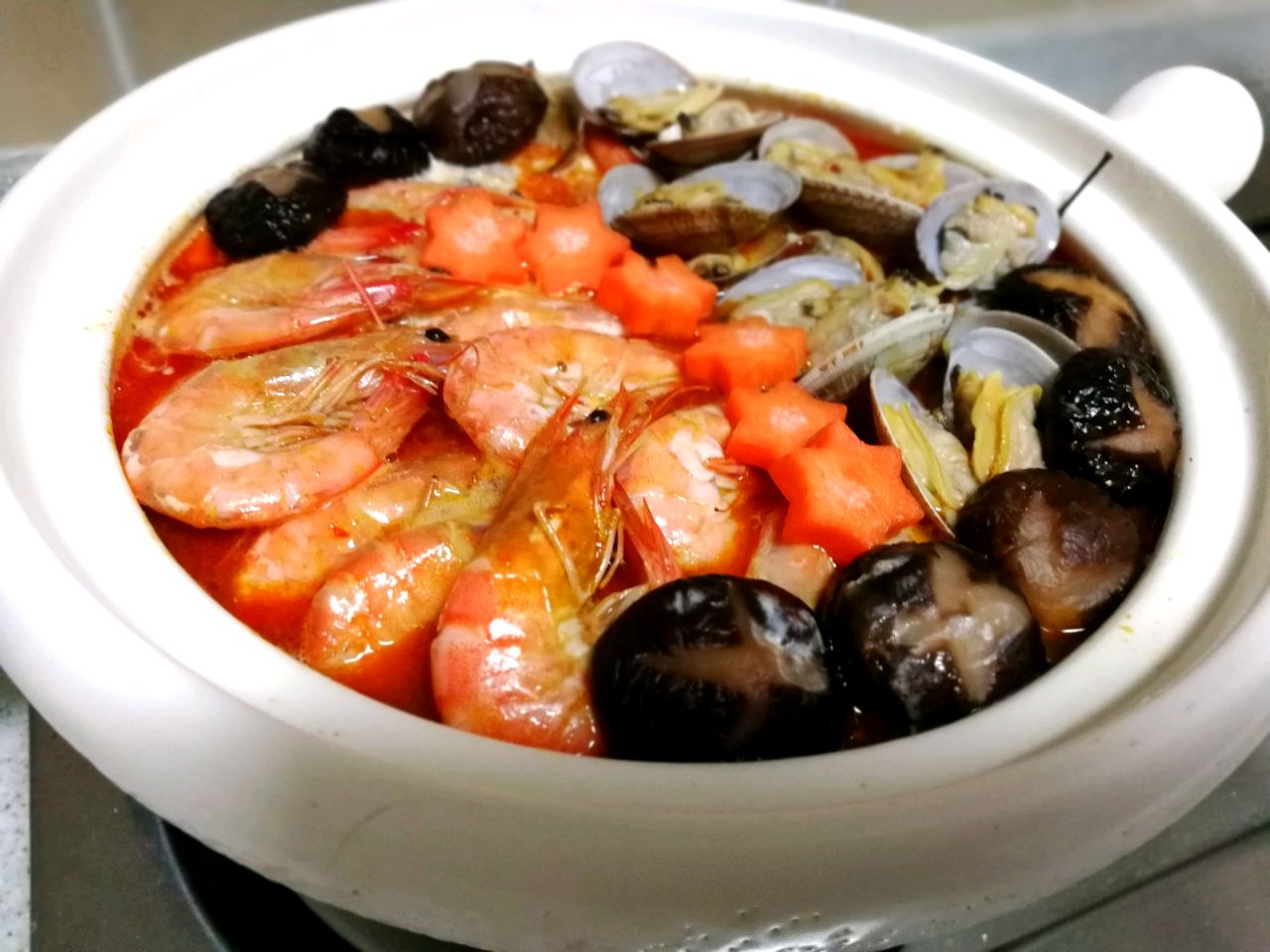 冬阴功海鲜煲