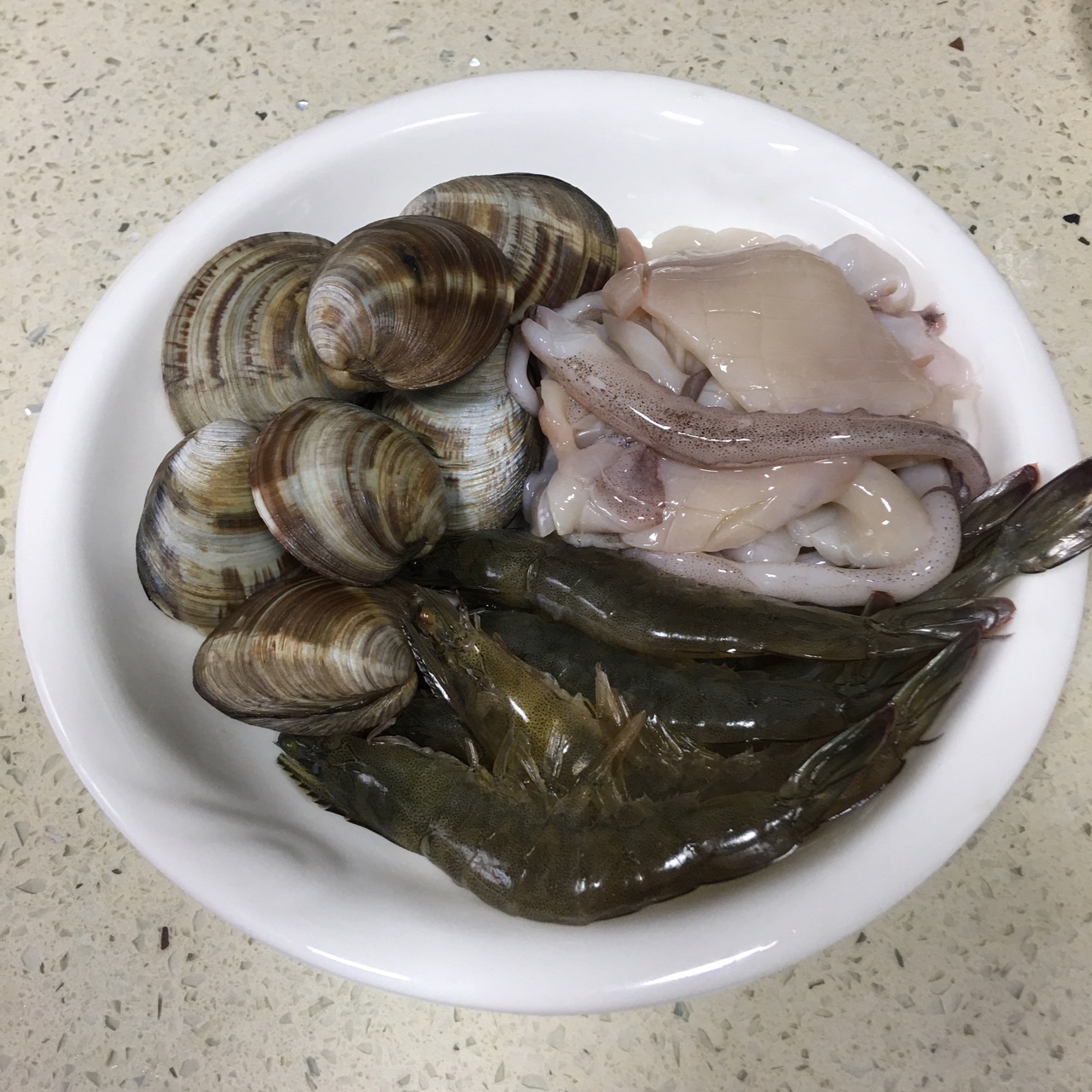 【冬阴功海鲜汤】