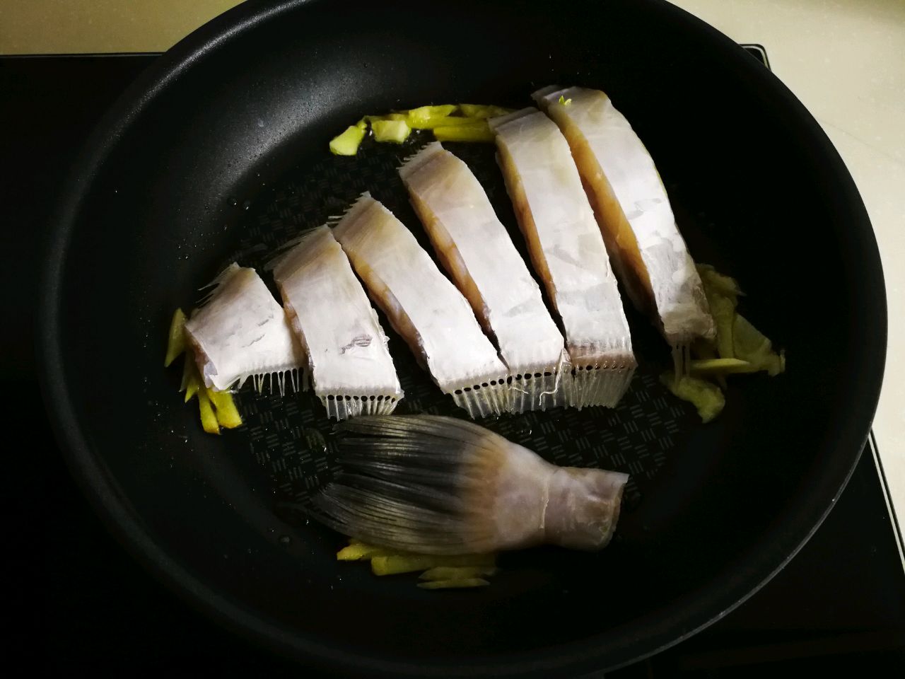 豆瓣酱烧剥皮牛