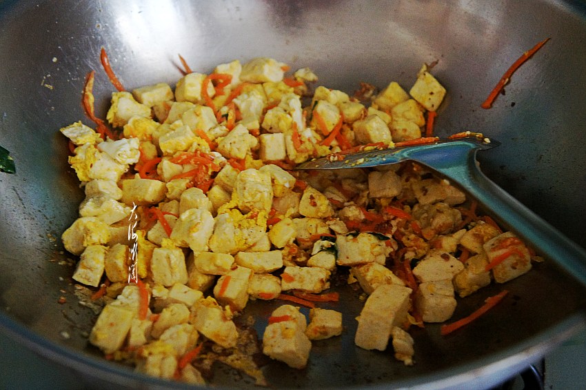 豆腐炒鸡蛋