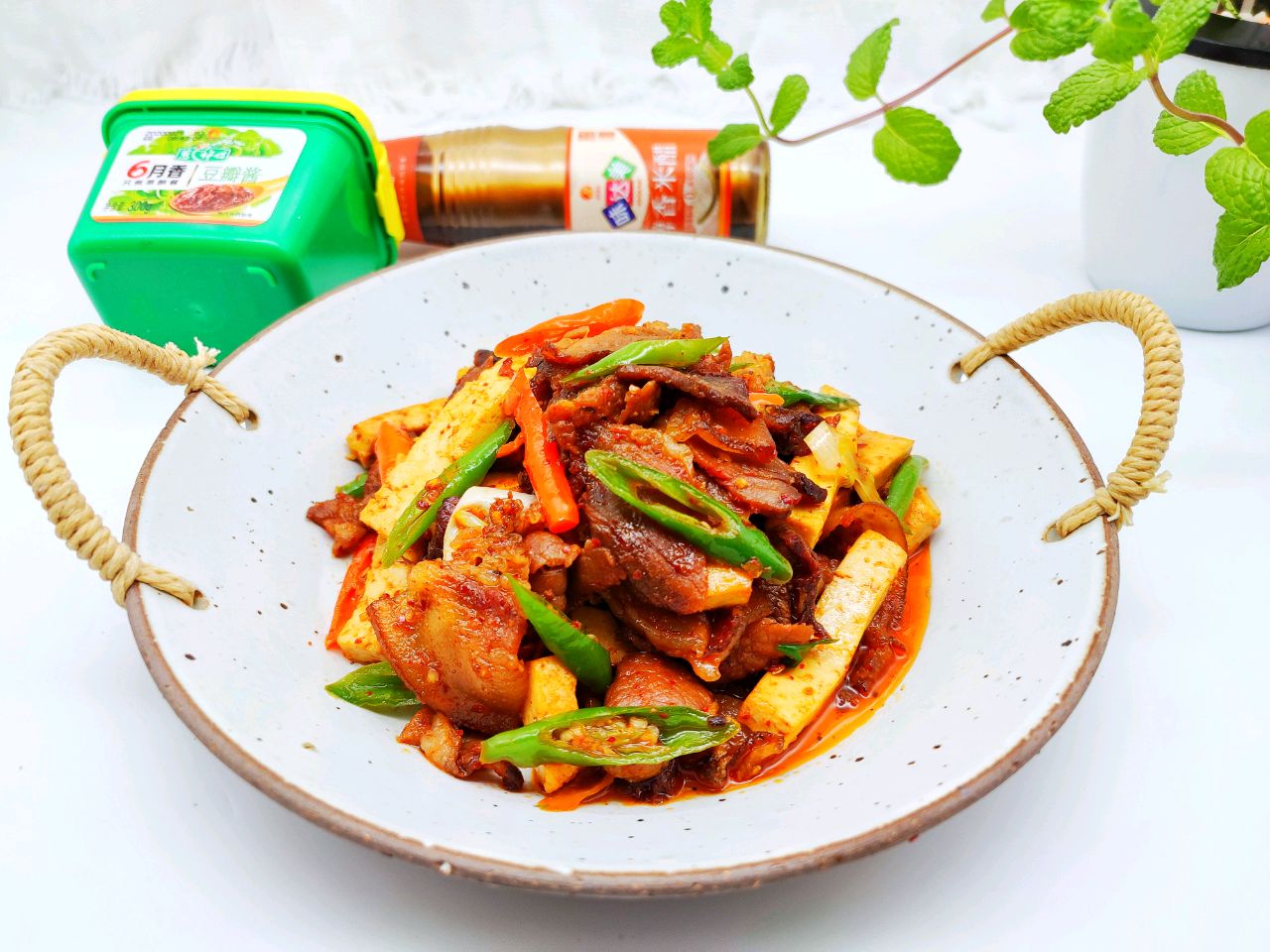 豆腐炒腊肉