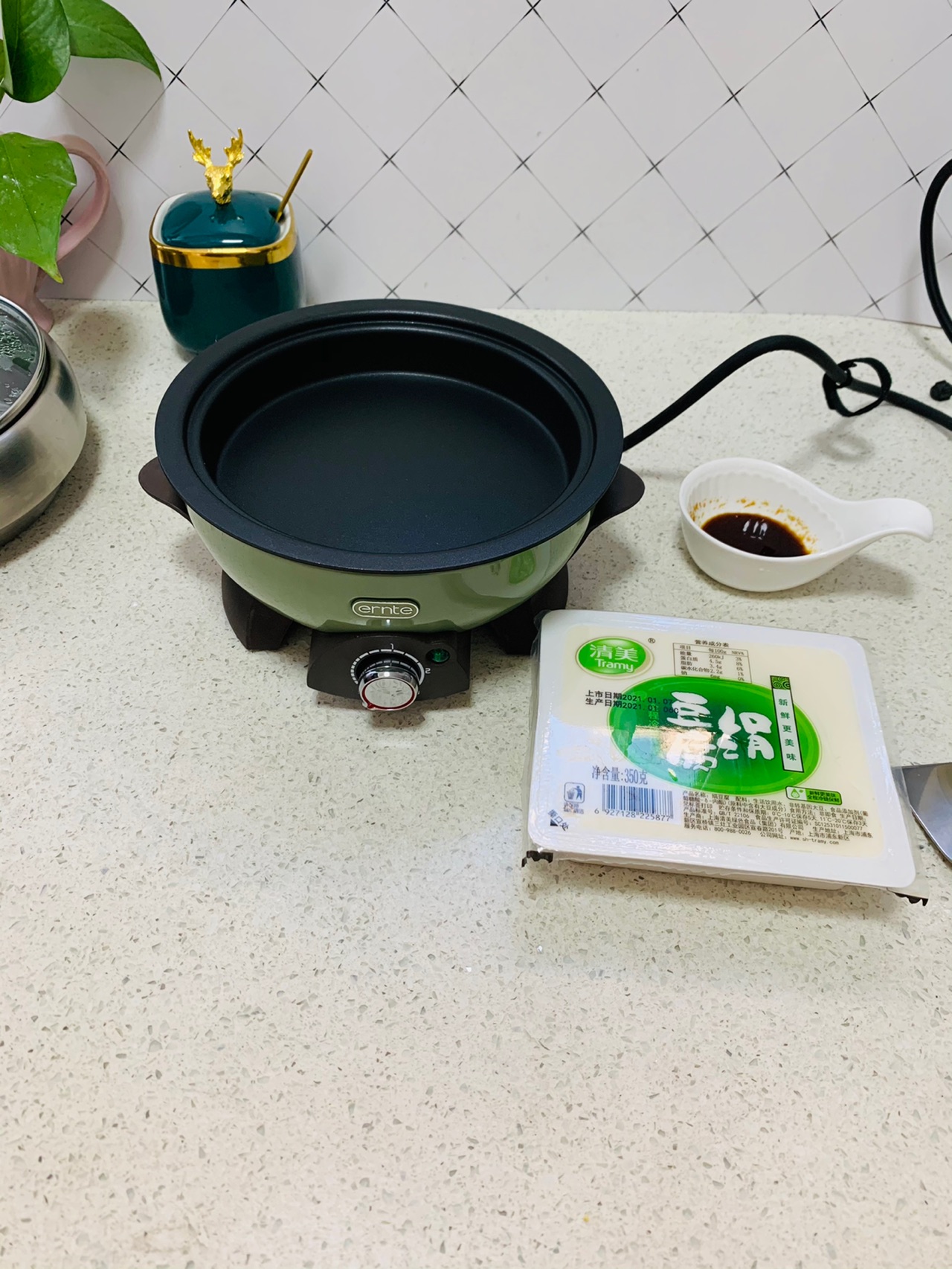 豆腐鸡蛋煲