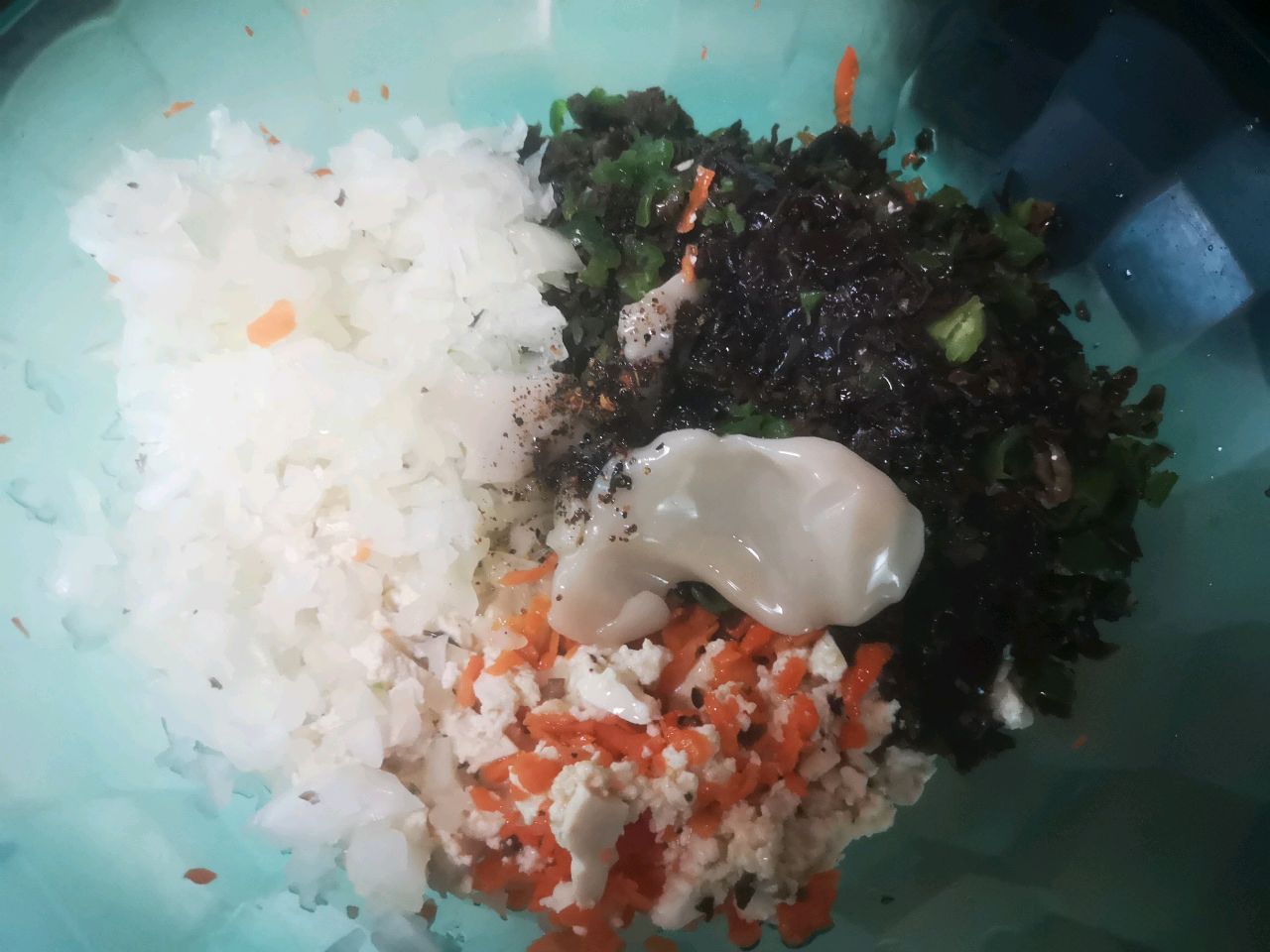 豆腐木耳胡萝卜馅锅贴