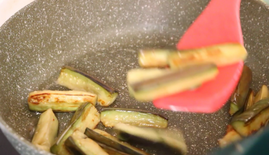豆腐茄子煲（秋天暖胃）
