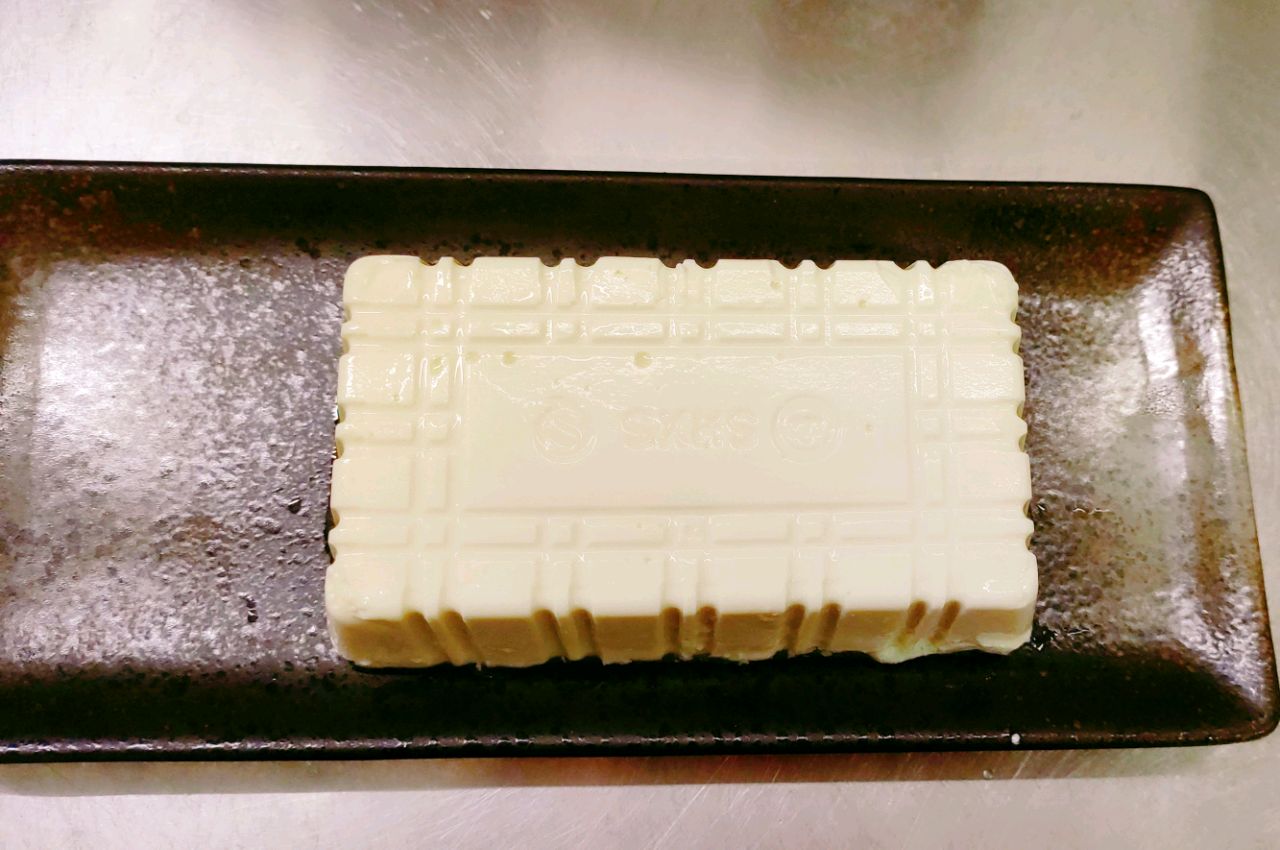 豆腐虾仁抱蛋