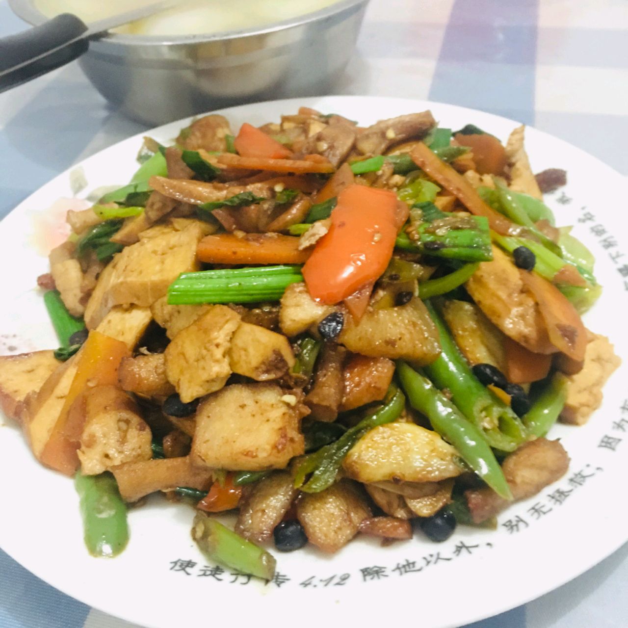 豆干炒回锅肉