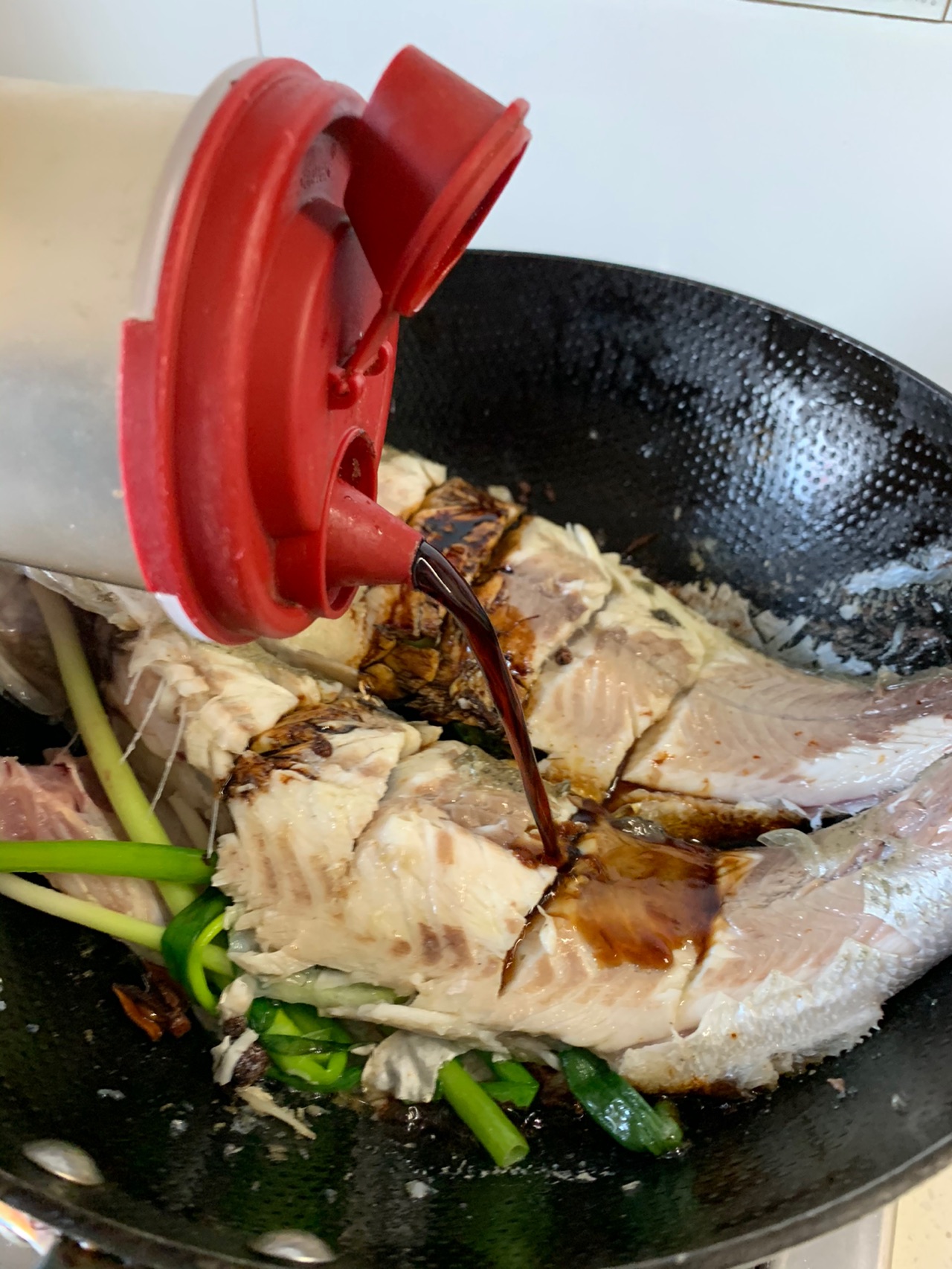 豆花炖鲈鱼