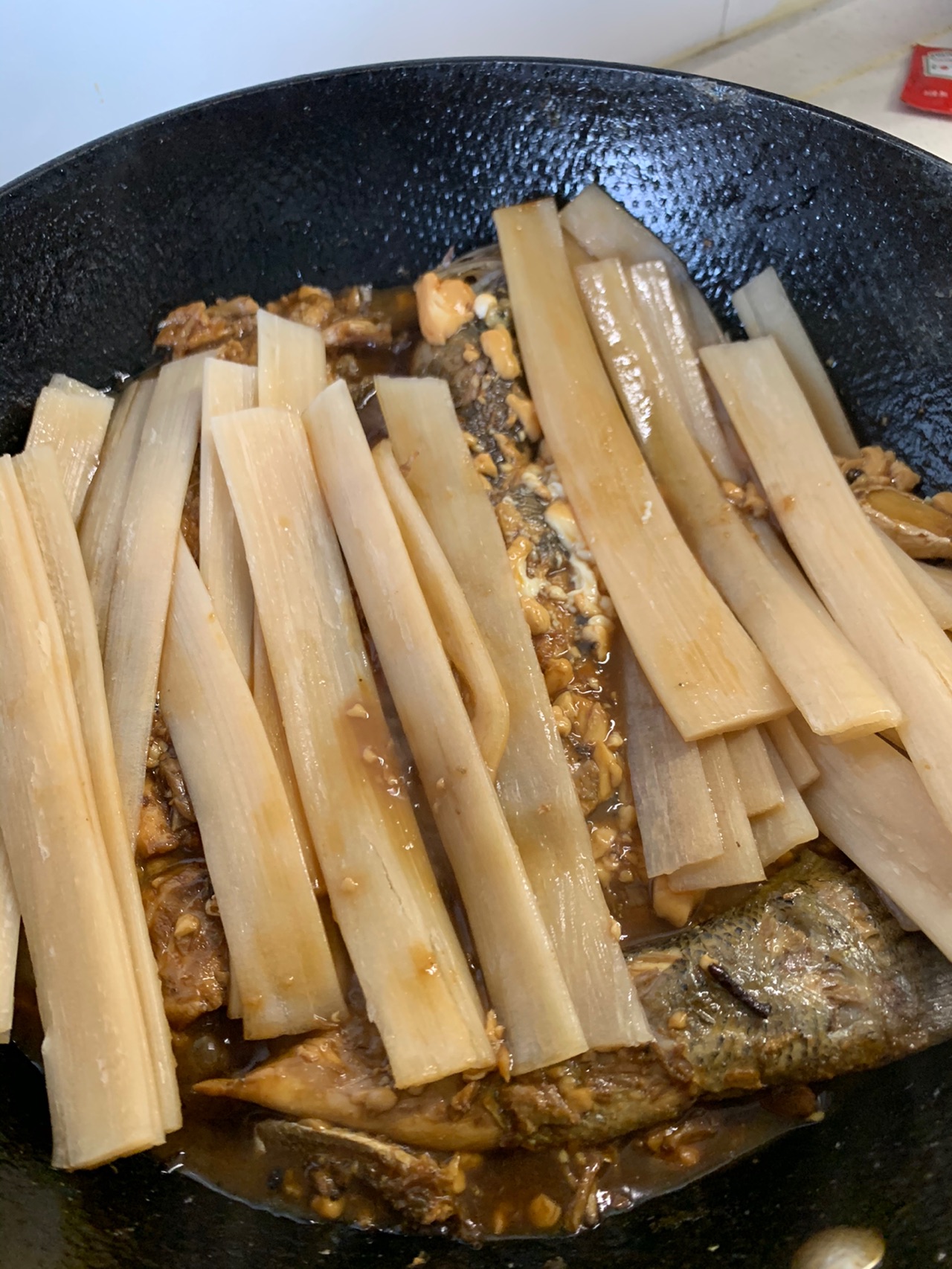 豆花炖鲈鱼
