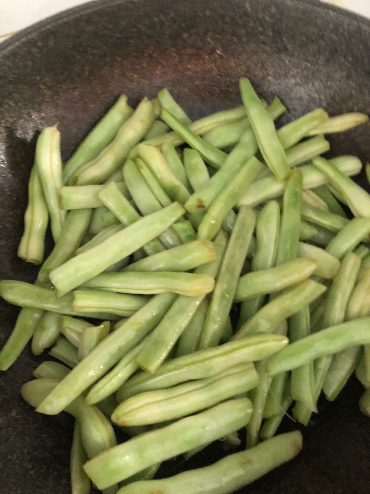 豆角炖脊骨