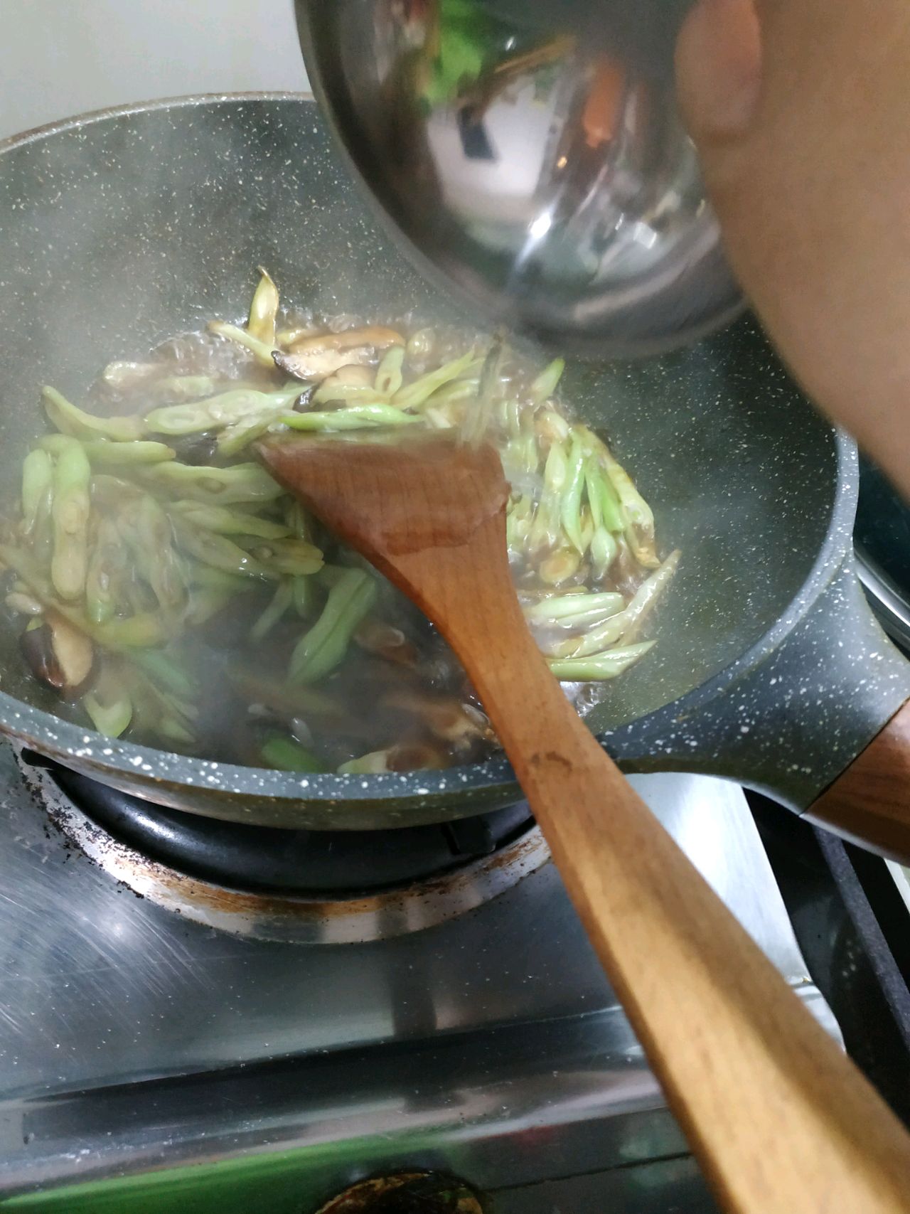 豆角焖面