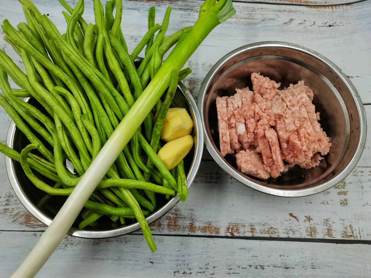 豆角猪肉馅翡翠饺子
