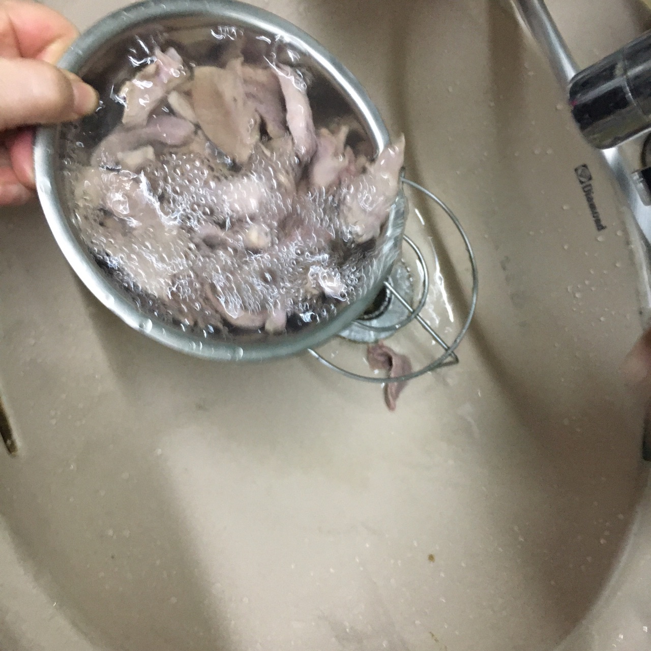 豆苗炒猪心