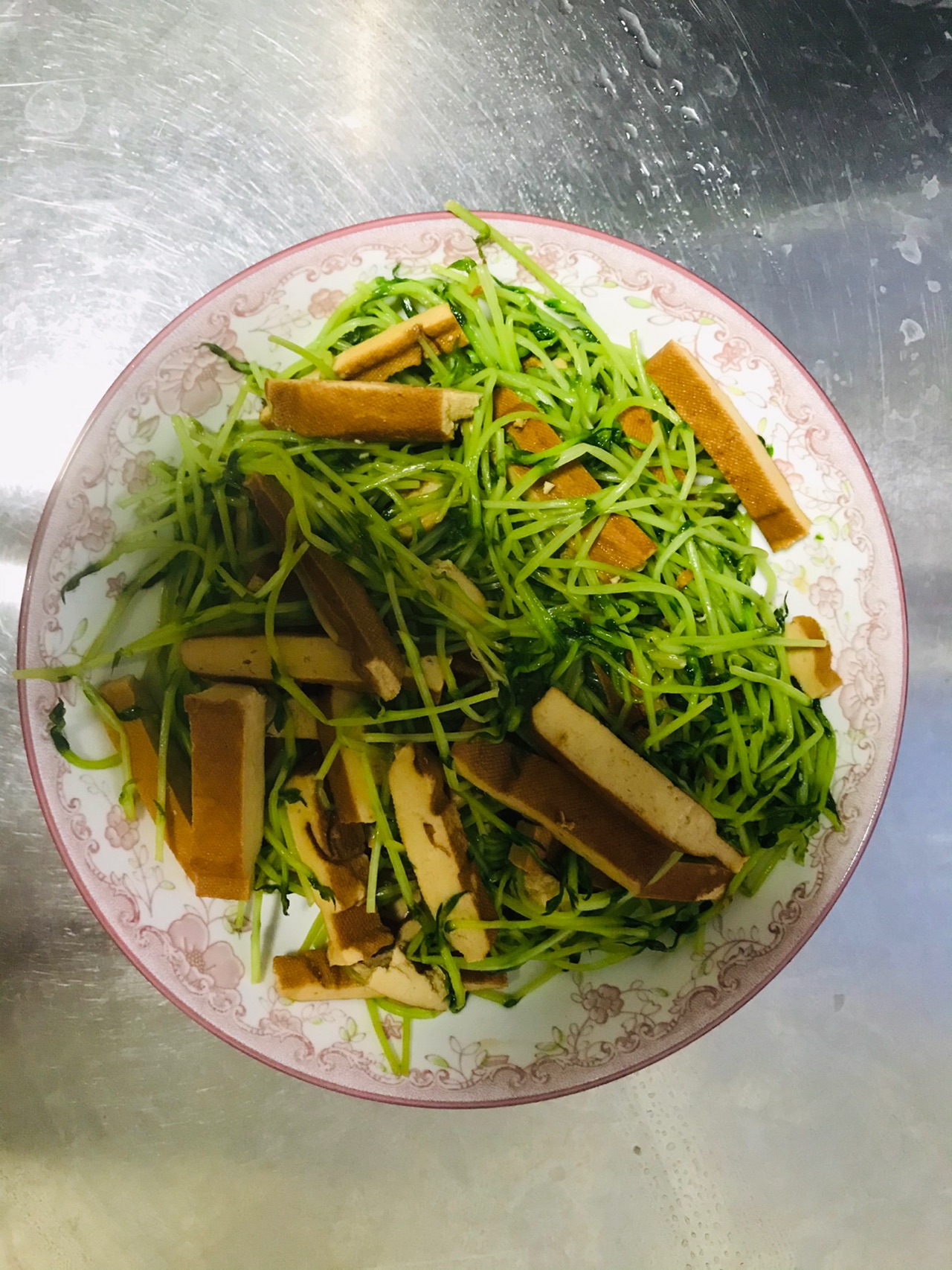 豆苗香干