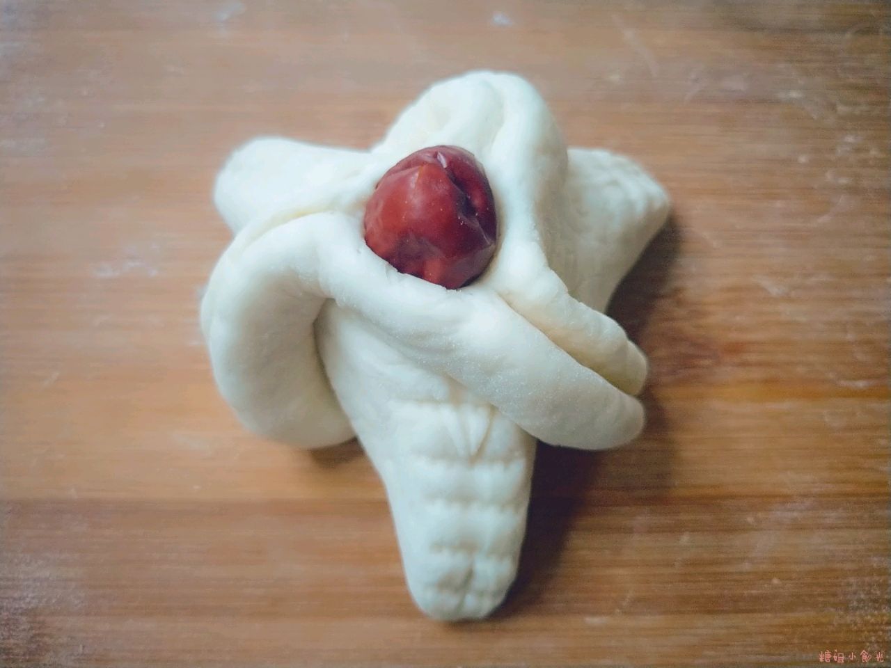 豆沙三角包