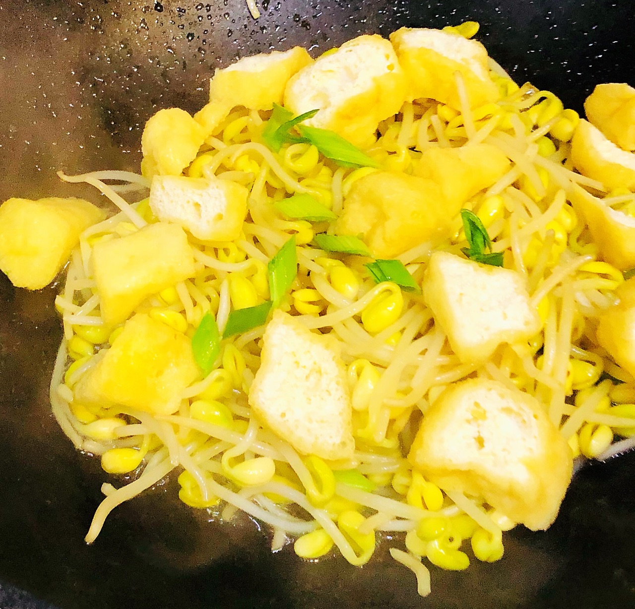 豆芽菜遇蚝油