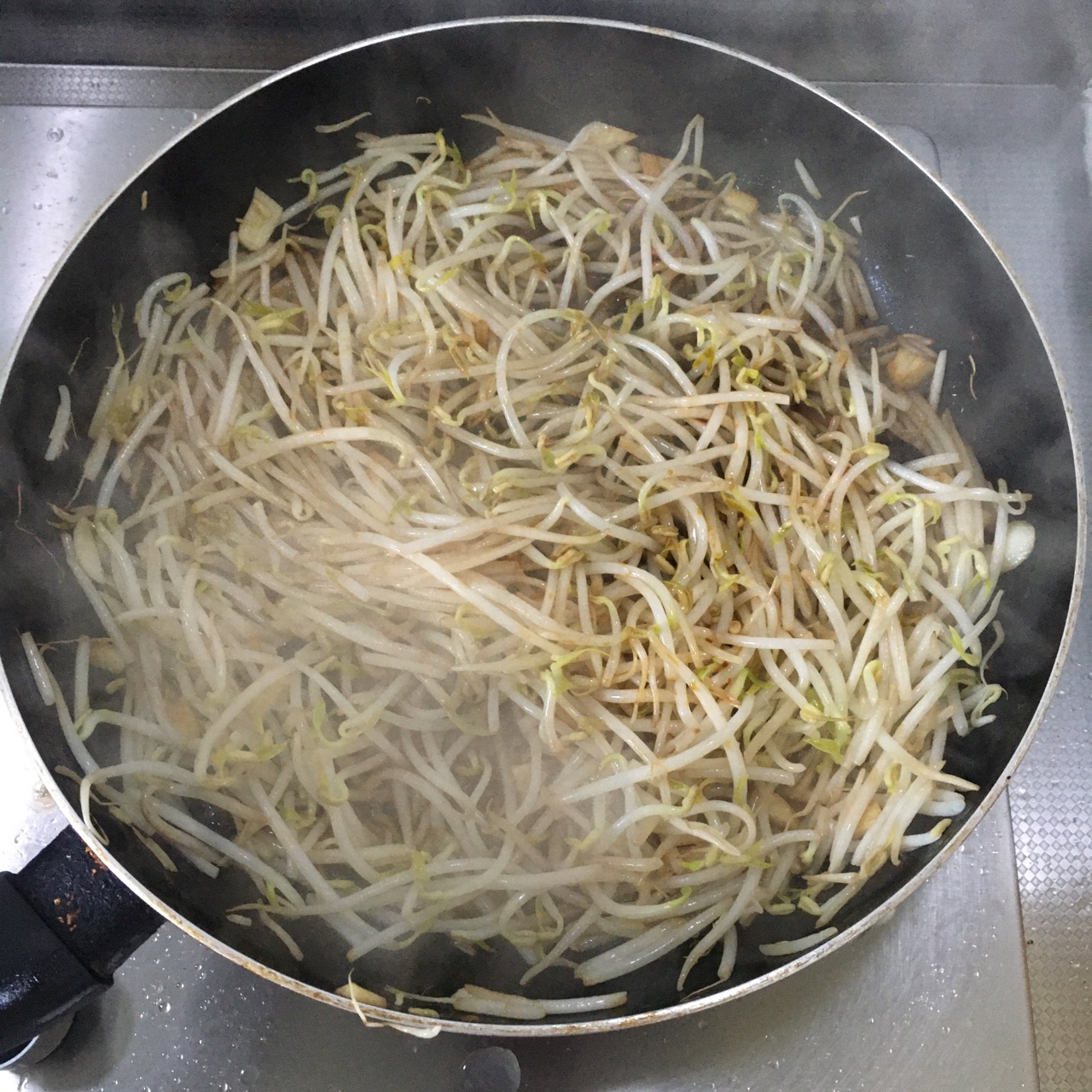 豆芽炒饼丝