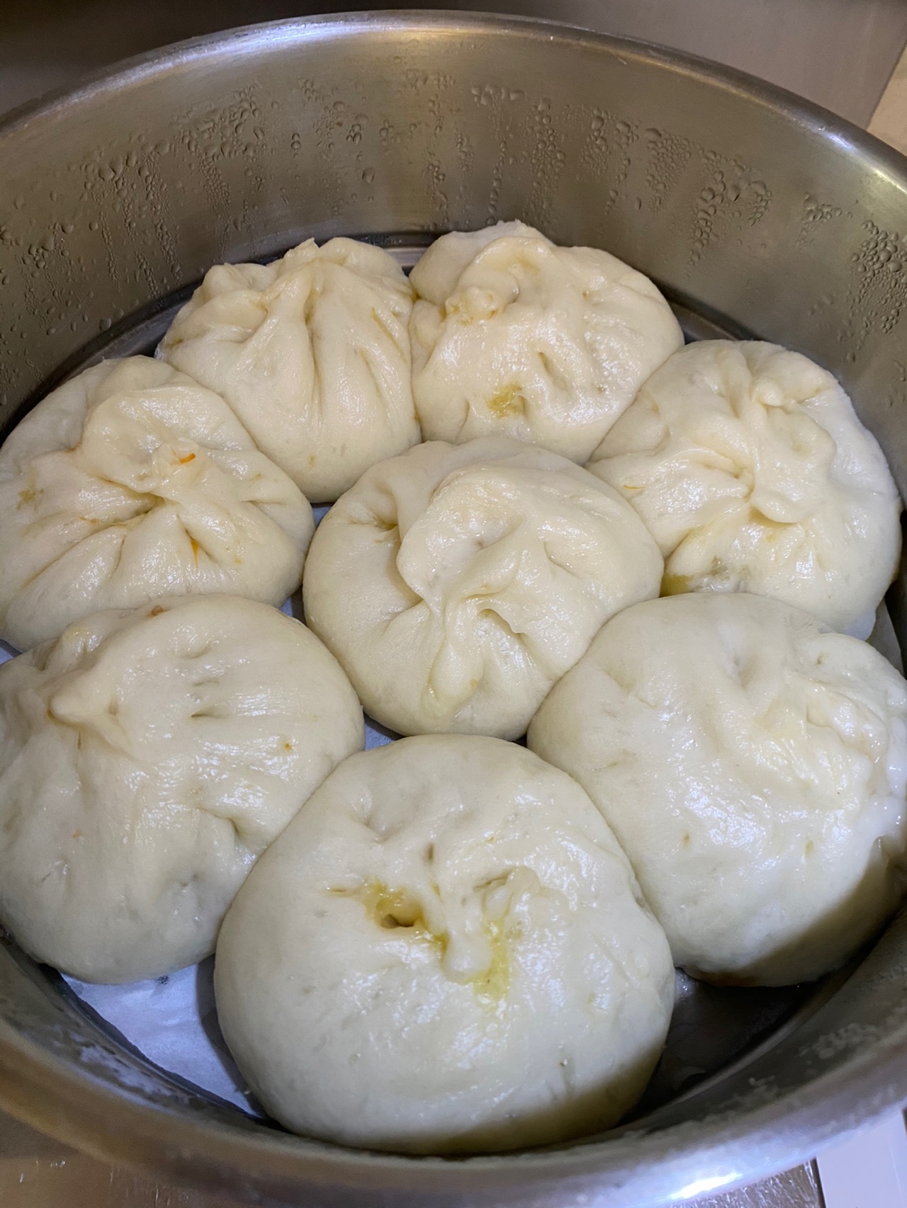 【独家】鲜美多汁的蒜苔海米包子