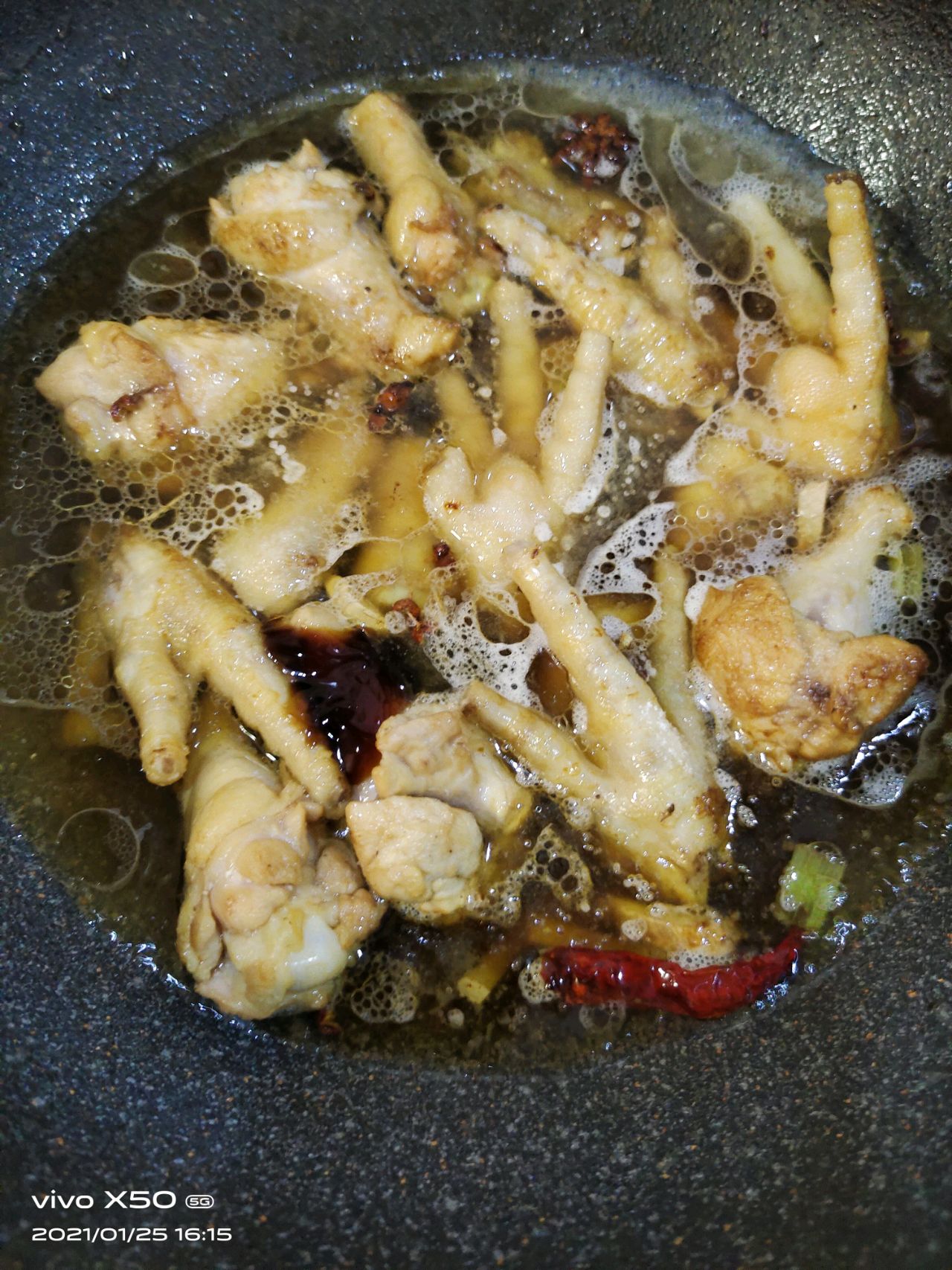炖翅根鸡爪