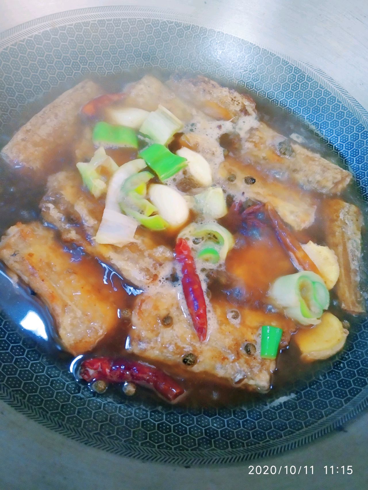 炖个刀鱼