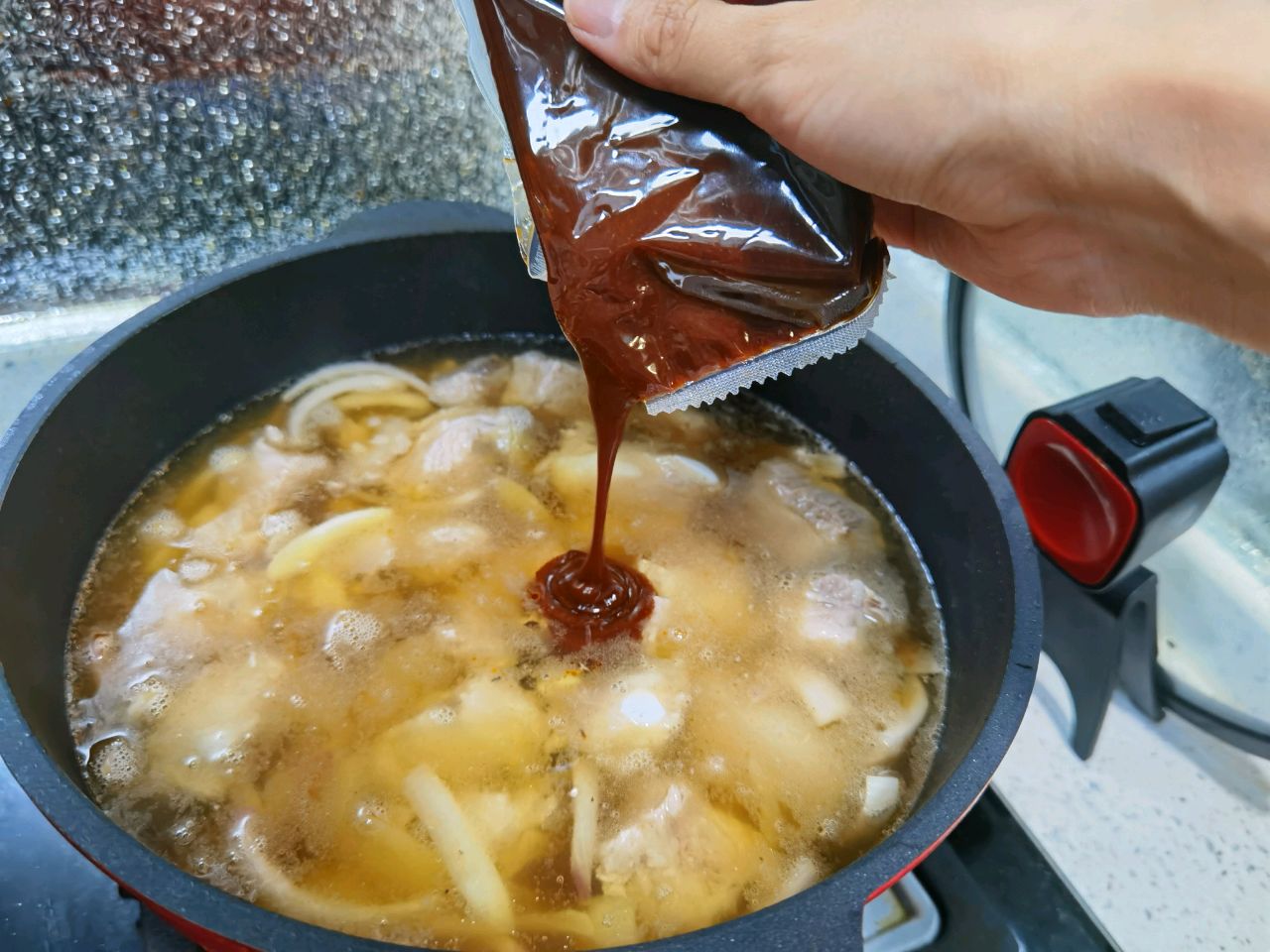 【炖】酱香土豆炖排骨