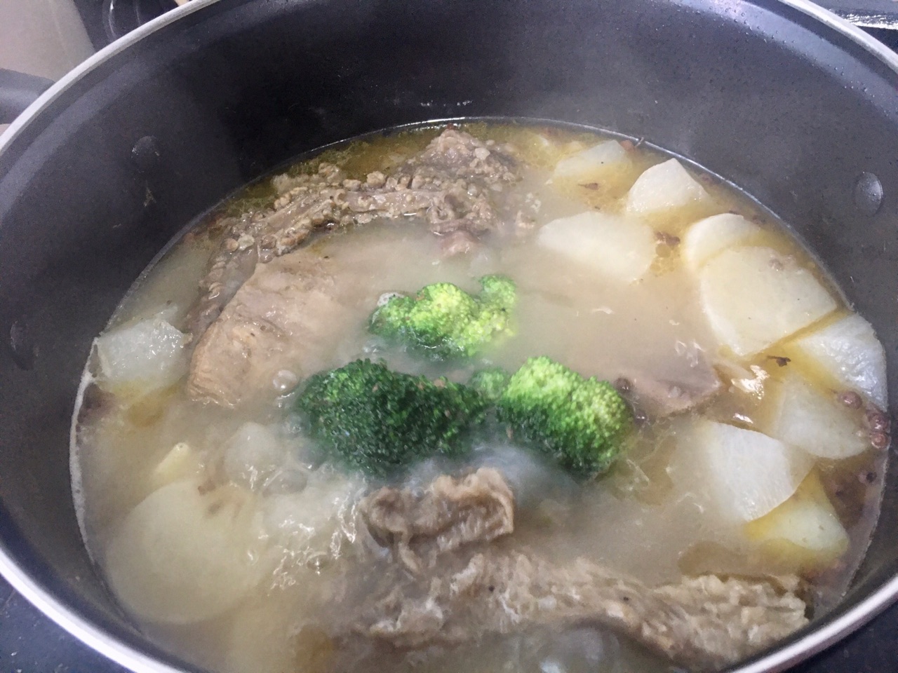 炖牛腩