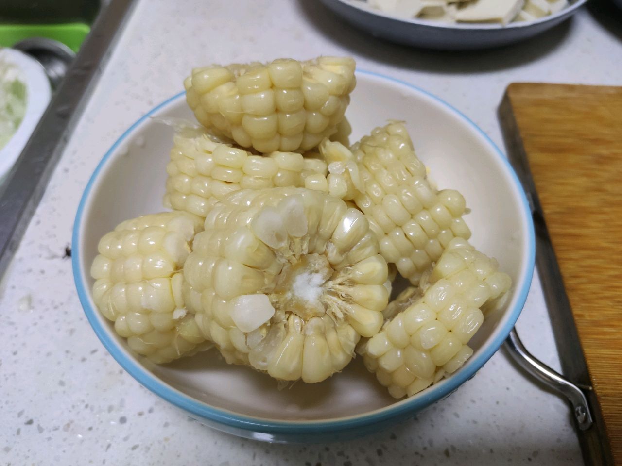 炖排骨玉米