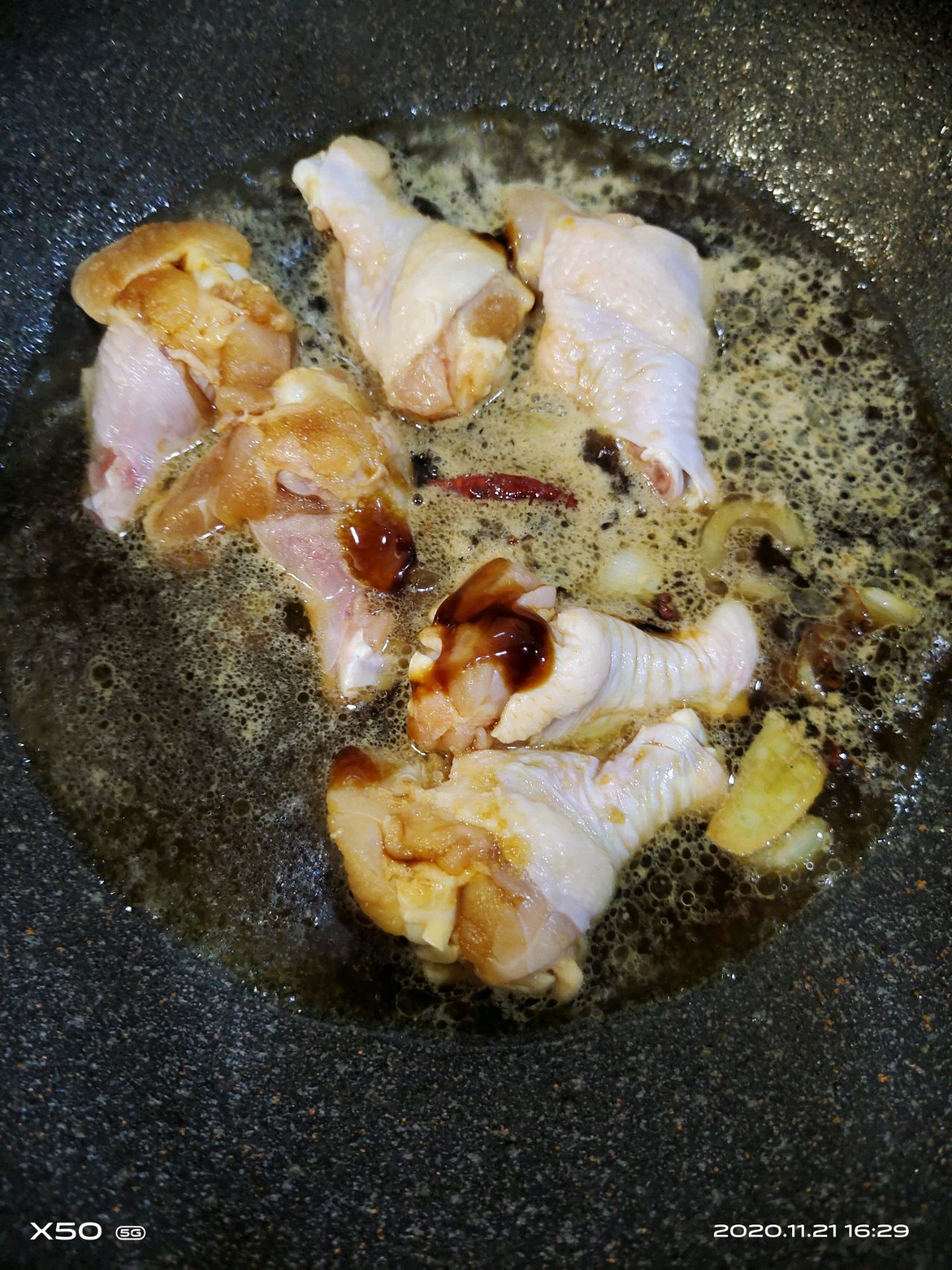 炖小鸡腿