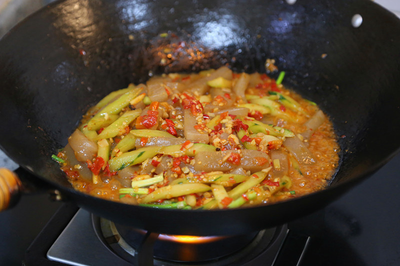 剁椒炒魔芋豆腐