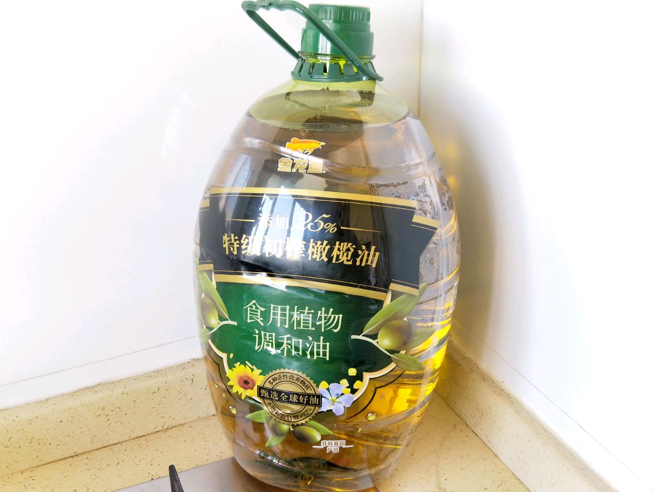 剁椒蒜泥拌皮蛋