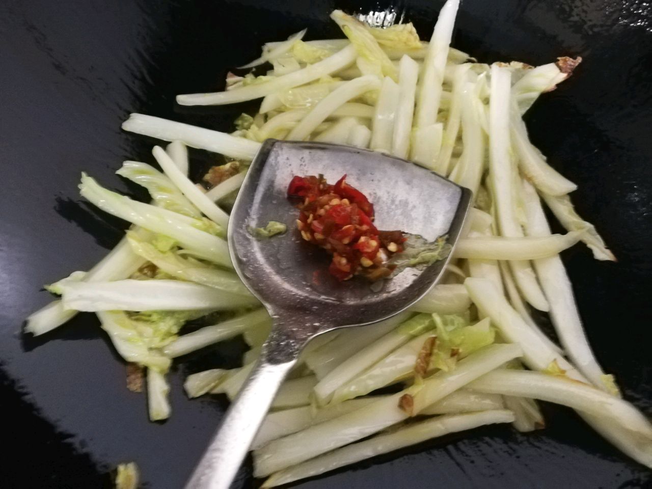 剁椒娃娃菜
