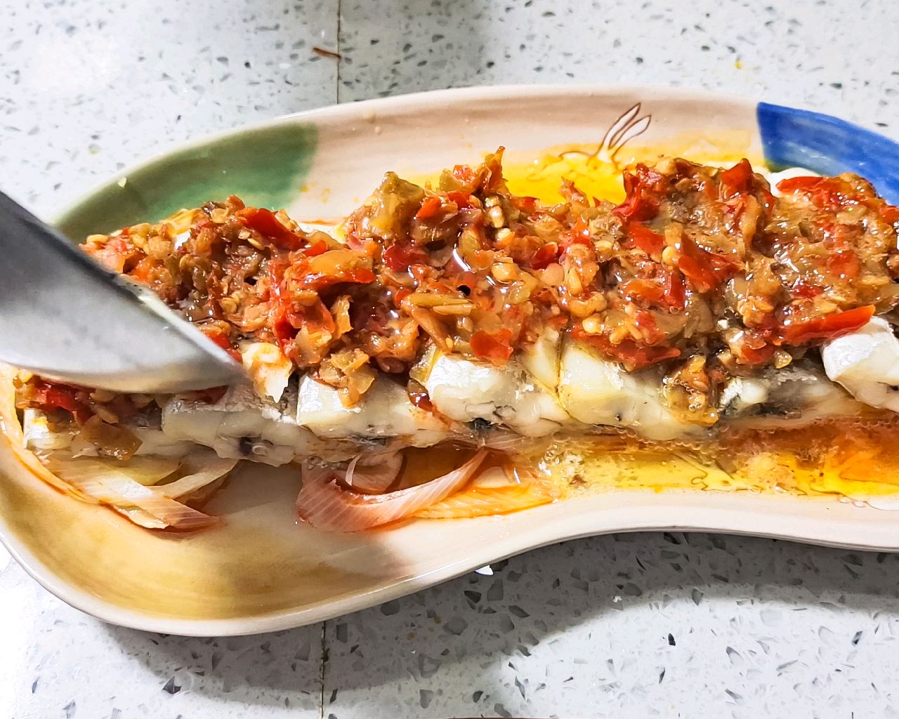 剁椒蒸带鱼，香辣鲜嫩真下饭