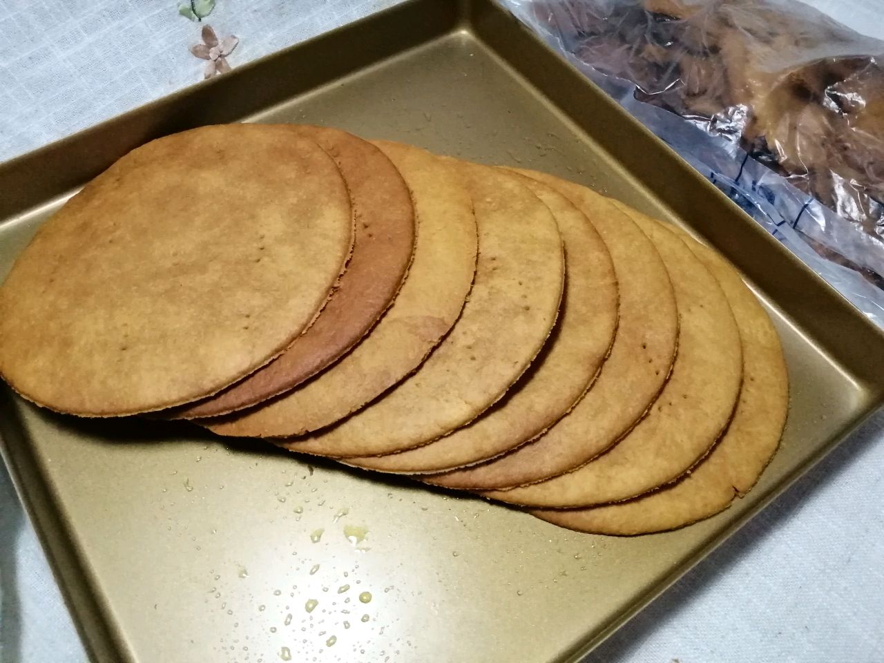 俄罗斯千层蜂蜜蛋糕