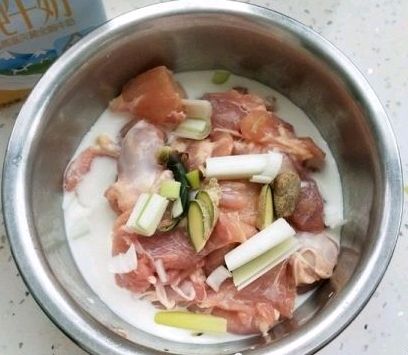 儿时鸡腿锅