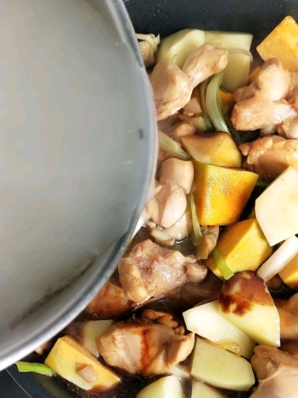 儿时鸡腿锅