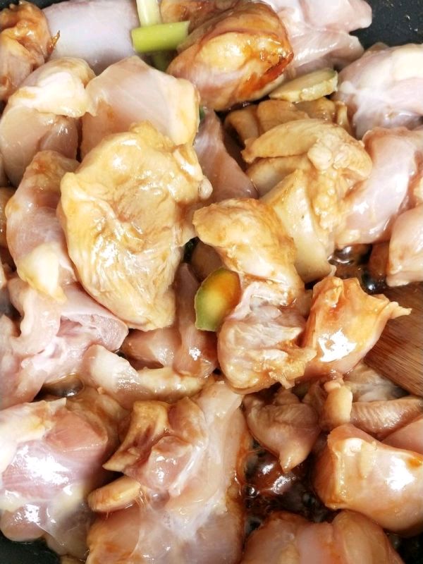 儿时鸡腿锅
