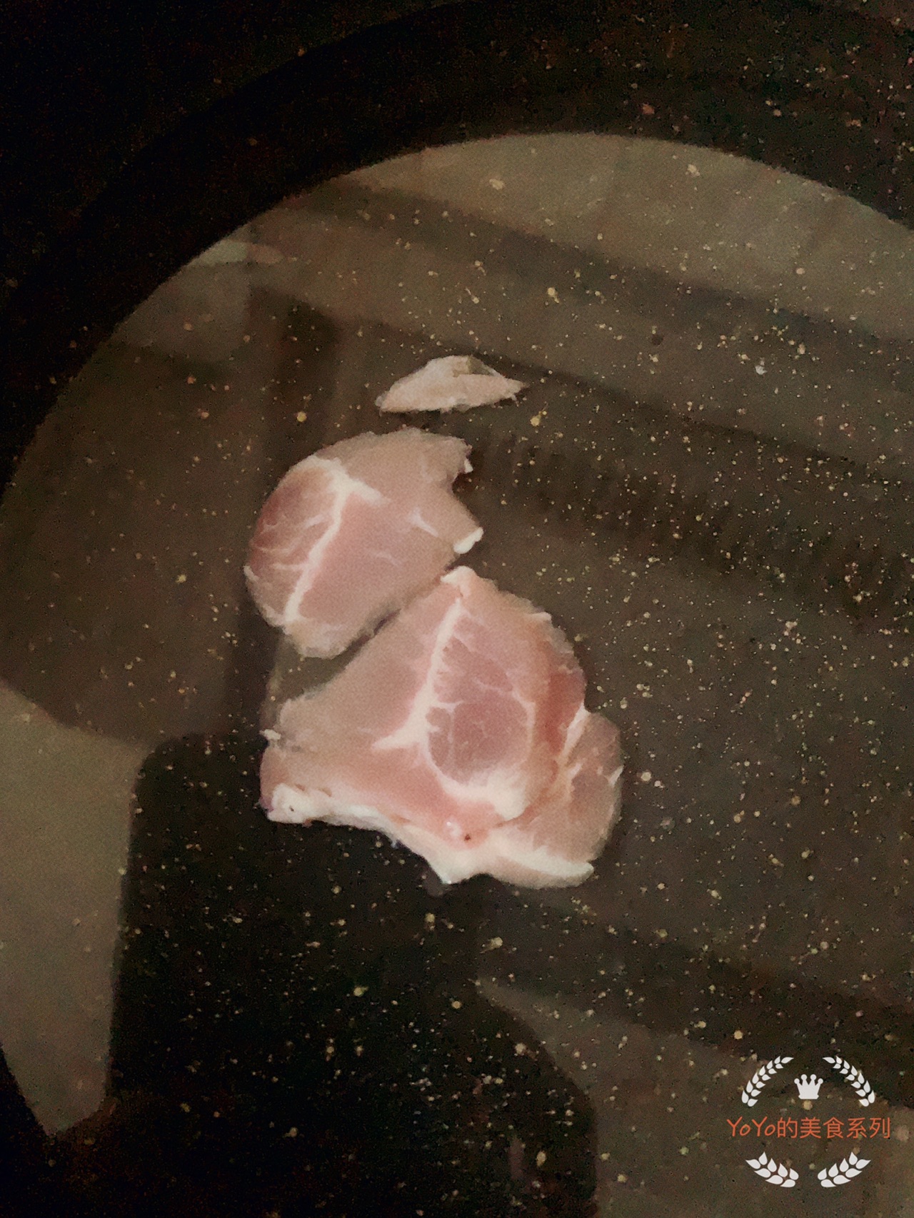 F的辅食～核桃露蒸土豆猪肉泥
