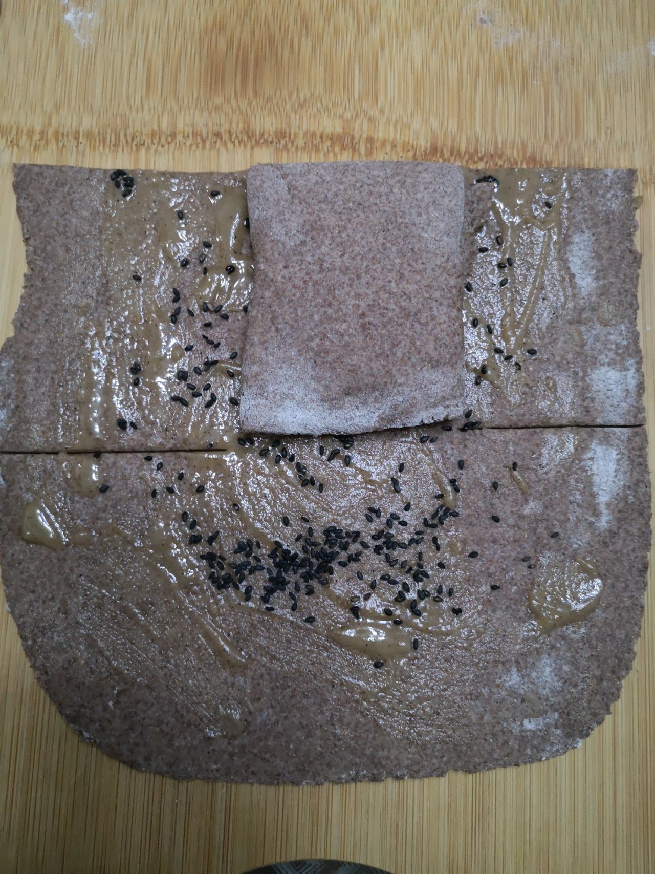 发面黑全麦千层饼