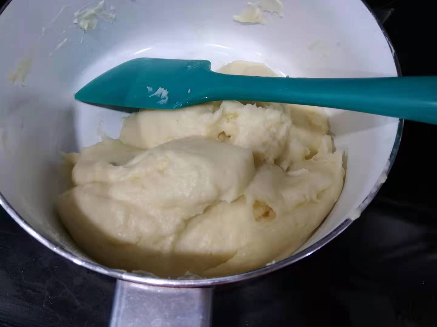 法式迷你乳酪挞蛋糕 外酥内绵 三种口味芝士夹馅 好吃到飞起