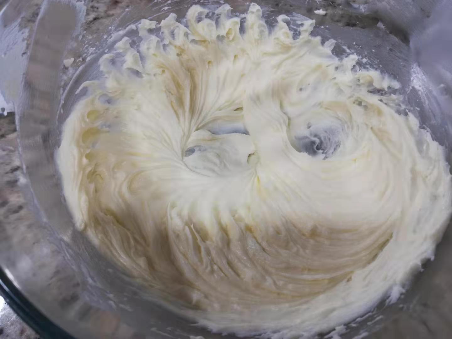 法式迷你乳酪挞蛋糕 外酥内绵 三种口味芝士夹馅 好吃到飞起