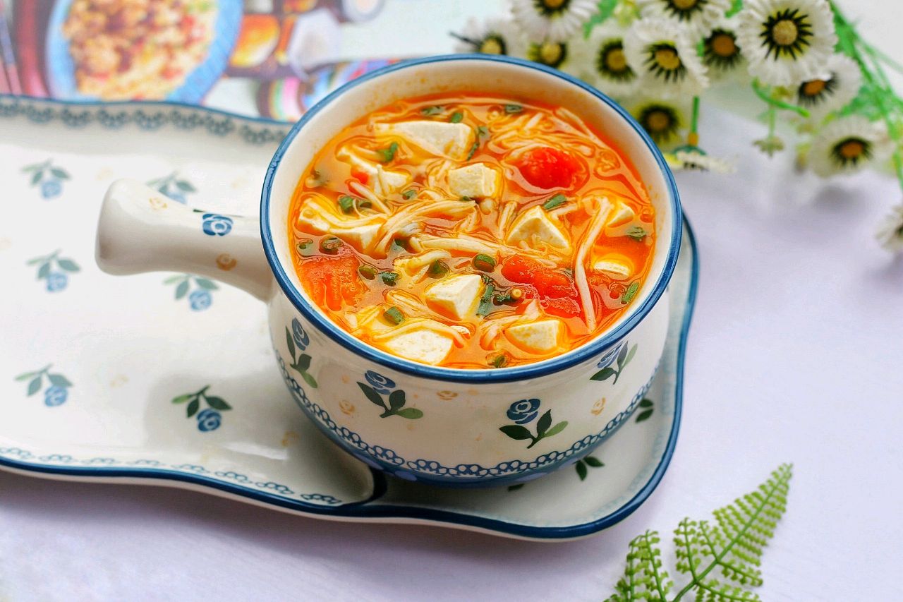 番茄豆腐金针菇汤