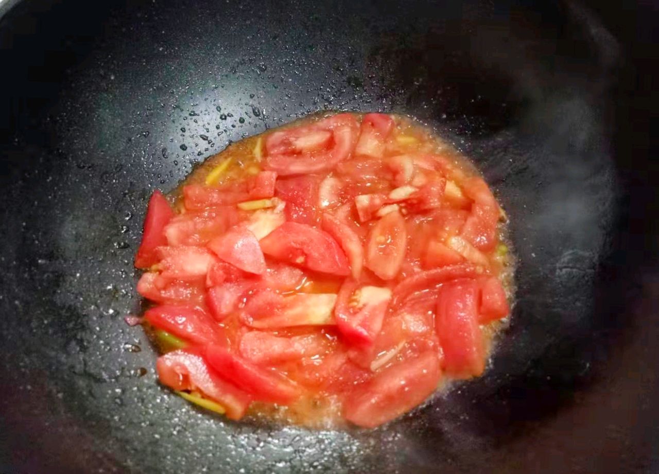 番茄豆腐金针菇汤