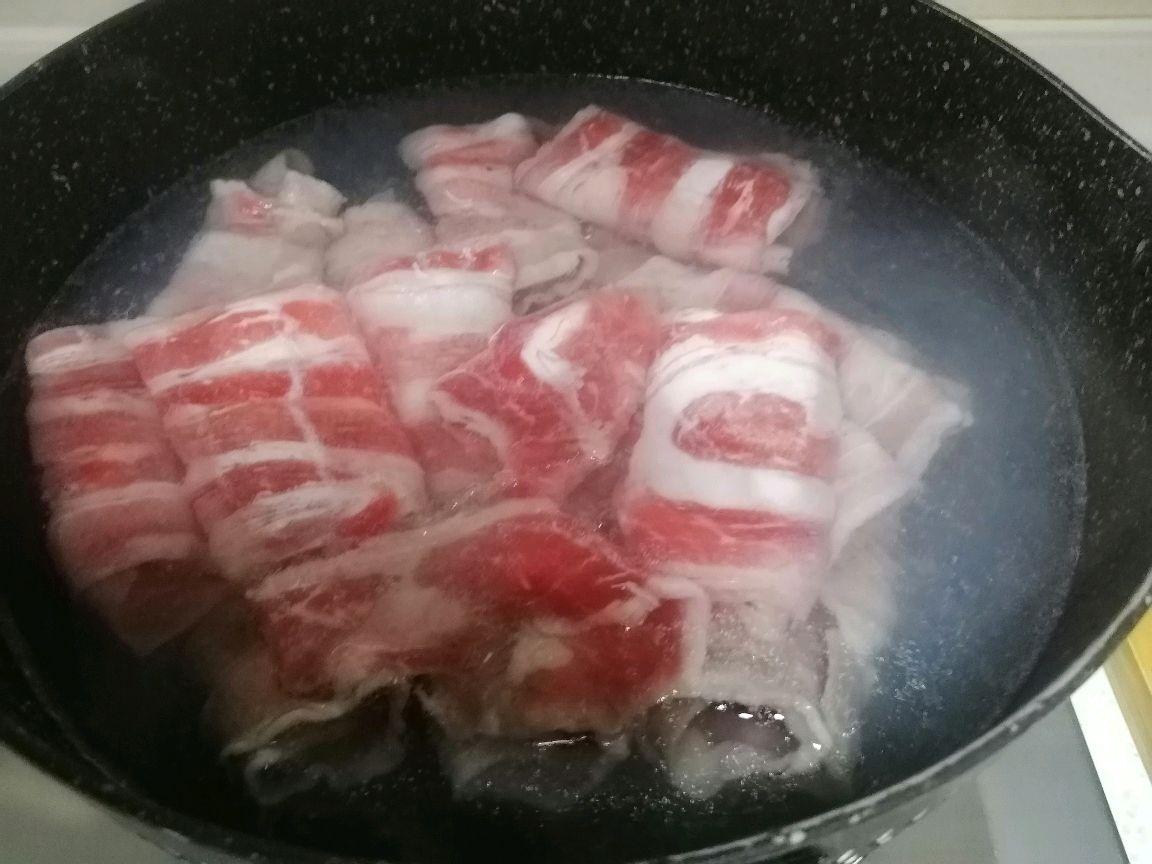 番茄肥牛金针菇